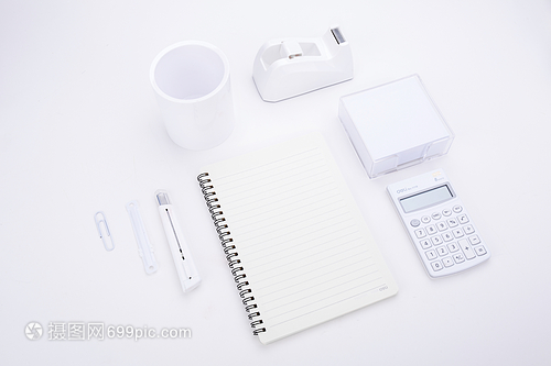 创新桌面文具，提升办公效率与美学享受